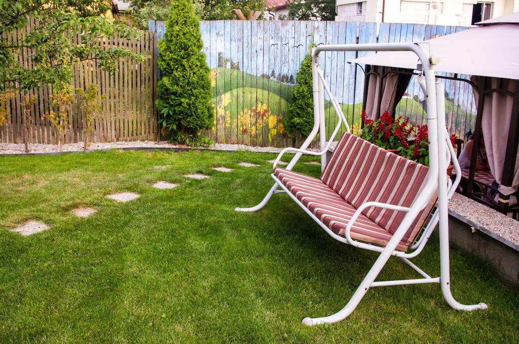 Penzion Vila Petra Bed&Breakfast Velky Slavkov Exterior photo