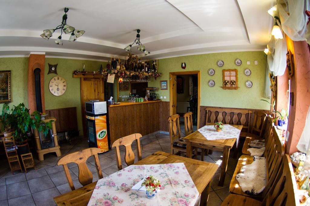 Penzion Vila Petra Bed&Breakfast Velky Slavkov Exterior photo